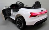 Elektrické dětské auto AUDI E-tron GT bílé