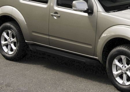 Boční nášlapy Nissan Pathfinder R51 2004-2014 Black 173cm
